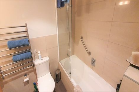 Photo of property in 24 Selwyn Road, Paihia, 0200