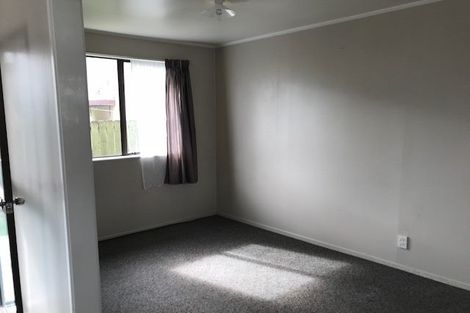 Photo of property in 2/10 Ebenezer Way, Clendon Park, Auckland, 2103