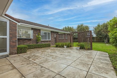 Photo of property in 67 Pacific Drive, Fitzherbert, Palmerston North, 4410