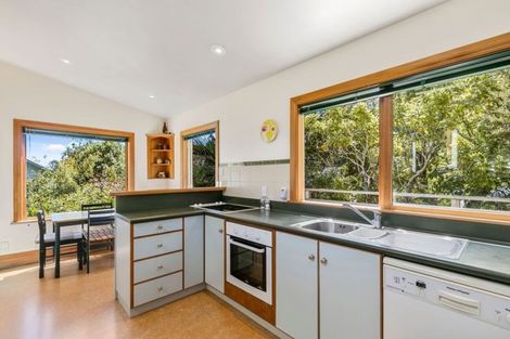 Photo of property in 18 Korimako Road, Days Bay, Lower Hutt, 5013