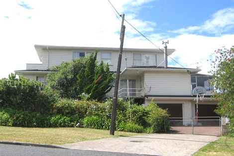 Photo of property in 25 Gulf View Road, Murrays Bay, Auckland, 0630