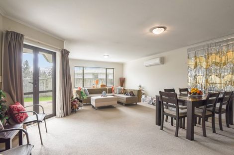 Photo of property in 9/64 Kawaha Point Road, Kawaha Point, Rotorua, 3010
