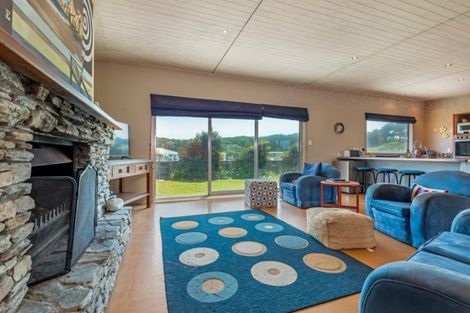 Photo of property in 5 Koputara Road, Himatangi Beach, Foxton, 4891