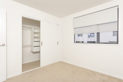 Photo of property in 8 Dorothy Thorpe Way, New Lynn, 0600
