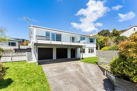 Photo of property in 7 Krishna Way, Khandallah, Wellington, 6035
