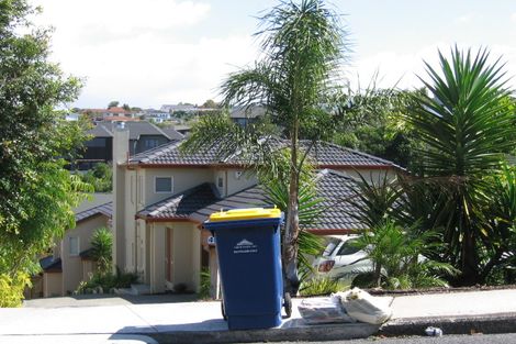 Photo of property in 1/46 Heathcote Road, Castor Bay, Auckland, 0620