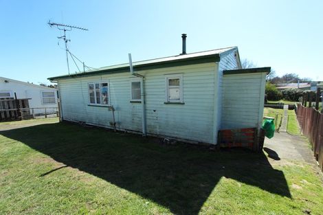 Photo of property in 17 Tay Street, Tokoroa, 3420