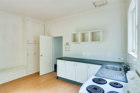 Photo of property in 7 Spencer Road, Hospital Hill, Napier, 4110