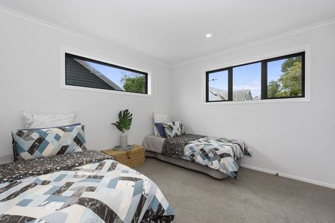 Photo of property in 2/18 Pickering Crescent, Chedworth, Hamilton, 3210