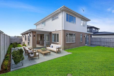 Photo of property in 77 Pepene Avenue, Takanini, Auckland, 2112