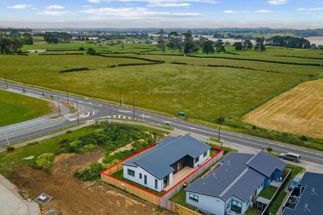 Photo of property in 65 Clarks Beach Road, Clarks Beach, 2122