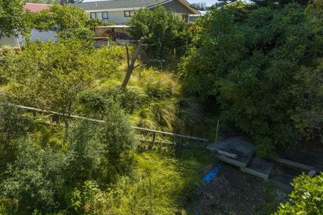 Photo of property in 42 Queens Road, Waikanae Beach, Waikanae, 5036