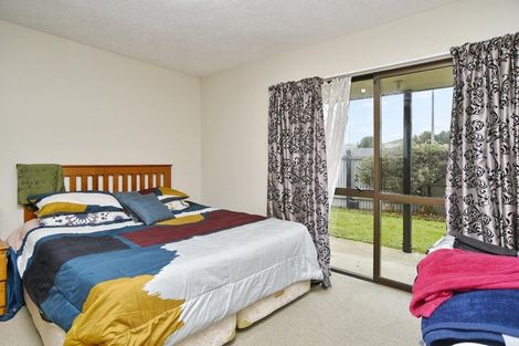 Photo of property in 636 Main North Road, Belfast, Christchurch, 8051