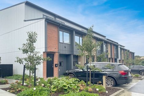 Photo of property in 62 Parkwood Avenue, Westgate, Auckland, 0614