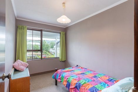 Photo of property in 115 Gemstone Drive, Birchville, Upper Hutt, 5018