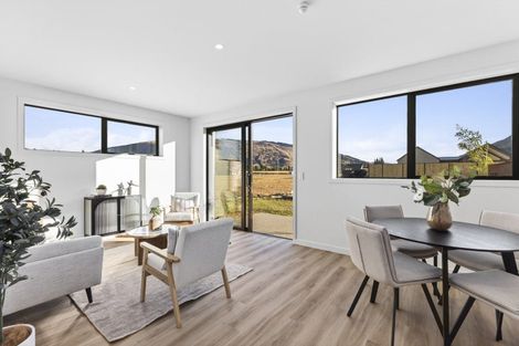Photo of property in 8 Buttercup Street, Wanaka, 9382