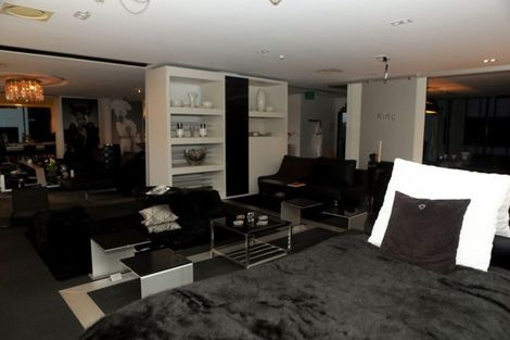 Photo of property in 3a/2 Saint Martins Lane, Grafton, Auckland, 1010