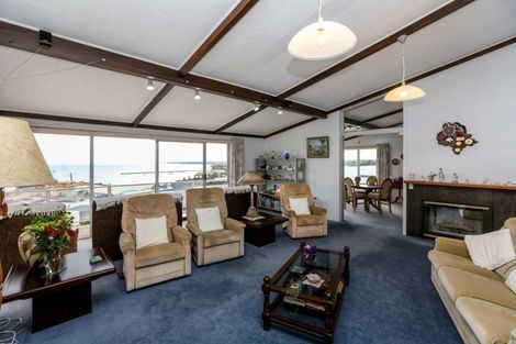 Photo of property in 19 Findlay Street, Moturoa, New Plymouth, 4310