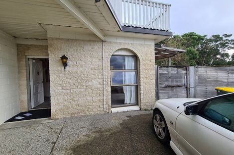 Photo of property in 8a Moera Place, Stanmore Bay, Whangaparaoa, 0932