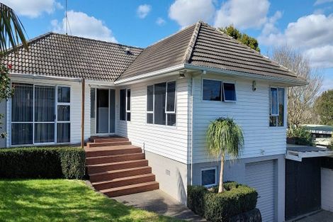 Photo of property in 45 Riverhills Avenue, Pakuranga Heights, Auckland, 2010