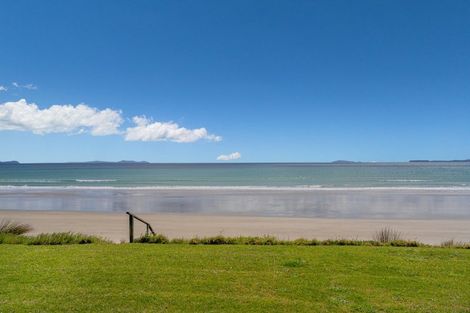 Photo of property in 250 Kenwood Drive, Matarangi, Whitianga, 3592