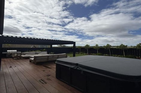 Photo of property in 8 Berba Lane, Westgate, Auckland, 0814