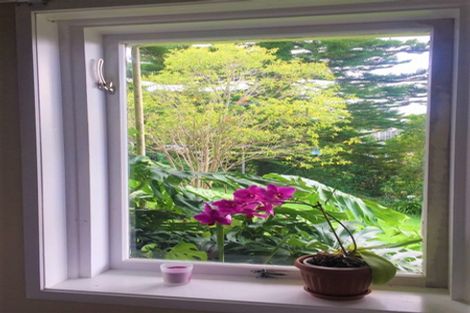 Photo of property in 72 Alexander Street, Cockle Bay, Auckland, 2014