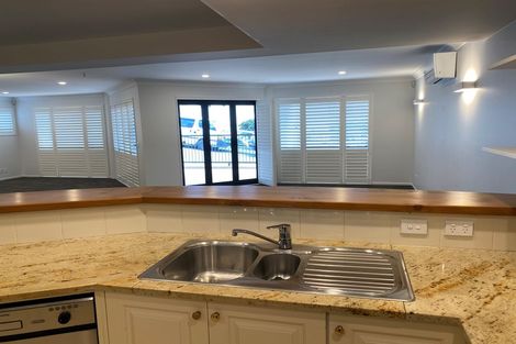 Photo of property in 13/22 Oriental Terrace, Oriental Bay, Wellington, 6011