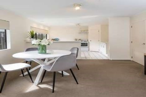Photo of property in 2/11 Golfland Drive, Golflands, Auckland, 2013