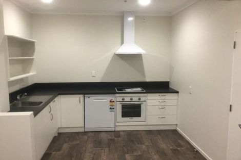 Photo of property in 9 Jackson Street, Island Bay, Wellington, 6023