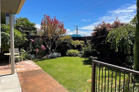 Photo of property in 82 Charles Street, Westshore, Napier, 4110