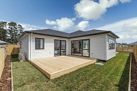 Photo of property in 103 Schoolside Road, Kumeu, 0810