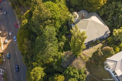 Photo of property in 118 Glenmore Street, Northland, Wellington, 6012