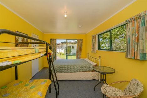 Photo of property in 30 Centennial Drive, Whitianga, 3510