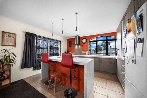 Photo of property in 1/24 Henderson Avenue, Tuakau, 2121