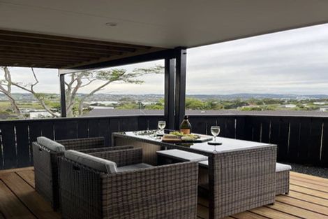 Photo of property in 130 Hibiscus Coast Highway, Red Beach, 0932