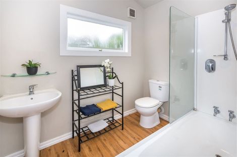 Photo of property in 85 Caledonian Road, St Albans, Christchurch, 8014