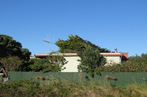 Photo of property in 1 Konini Street, Otaki Beach, Otaki, 5512