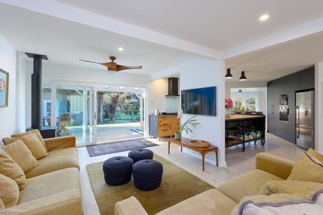 Photo of property in 147 Kina Beach Road, Tasman, Upper Moutere, 7173