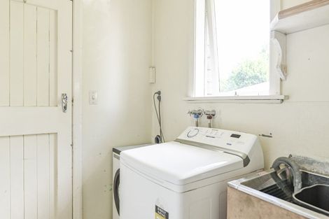 Photo of property in 46 Lipscombe Crescent, Havelock North, 4130