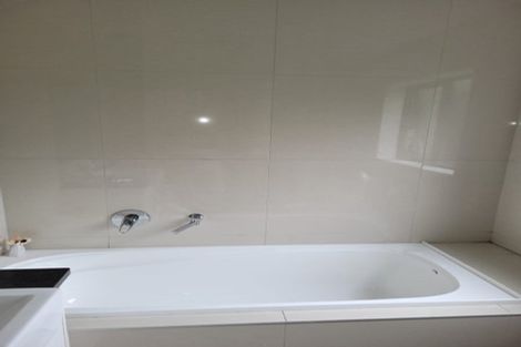 Photo of property in 2a Wood Street, Papakura, 2110