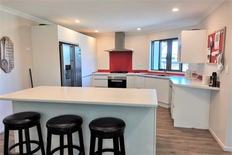 Photo of property in 4 Tuturu View, Ruakaka, 0116