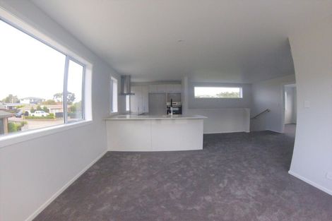 Photo of property in 12b Relko Crescent, Torbay, Auckland, 0630