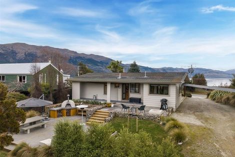 Photo of property in 275 Lakeview Terrace, Lake Hawea, Wanaka, 9382