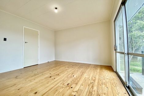 Photo of property in 12 Gardiner Grove, Mangere East, Auckland, 2024