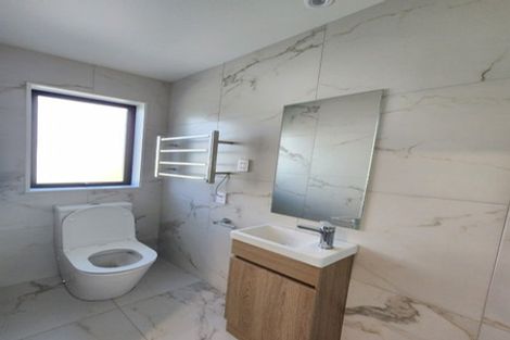 Photo of property in 26a Friesian Drive, Mangere, Auckland, 2022