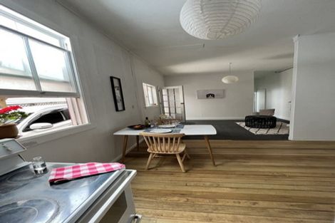 Photo of property in 22 West End Road, Herne Bay, Auckland, 1022