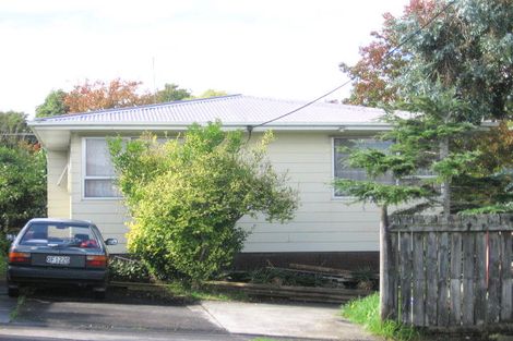 Photo of property in 84 View Road, Henderson, Auckland, 0612
