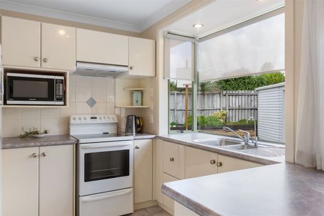 Photo of property in 3 Glenhaven Place, Te Atatu Peninsula, Auckland, 0610