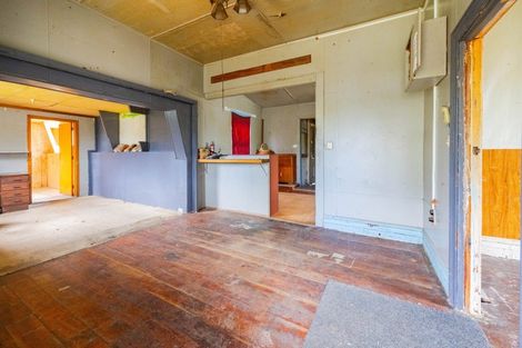 Photo of property in 46 Mcgreevy Street, Waipawa, 4210